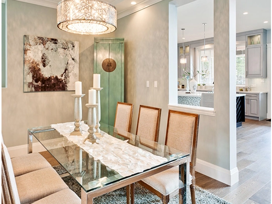 Discover Emerald Ridge, a collection of spacious estate homes in Maple Ridge with 3-car garages and greenbelt views