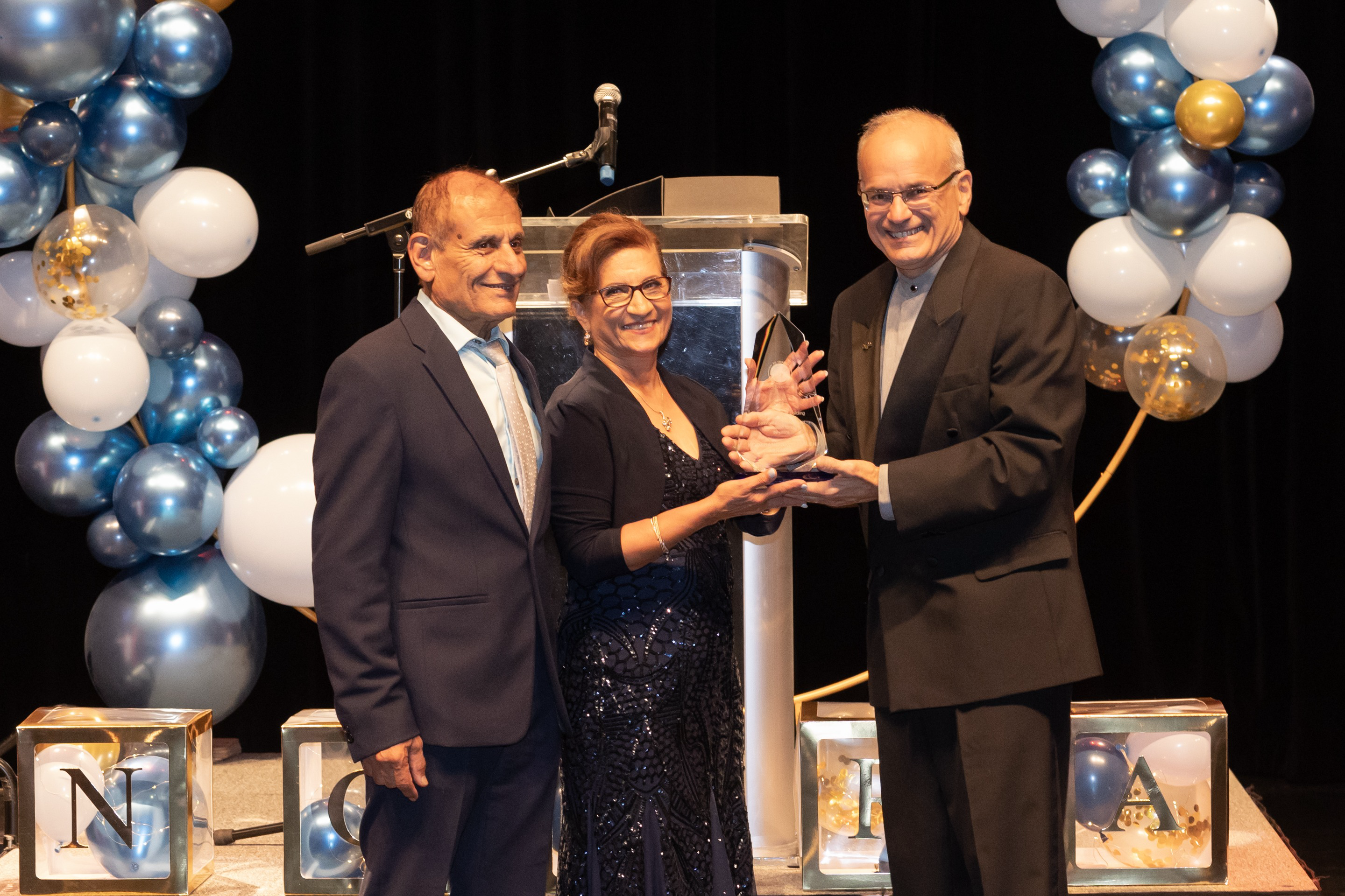 Wake Up with Effortless Beauty Every Day!